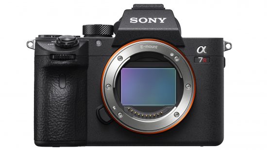 Sony A7R III sensor review: The Nikon D850 meets its mirrorless match ...