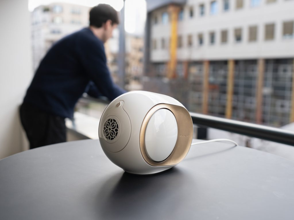 Devialet phantom hot sale gold test