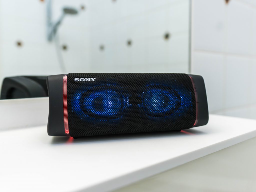 Sony SRS-XB33 Speaker review: Party sound to go - DXOMARK